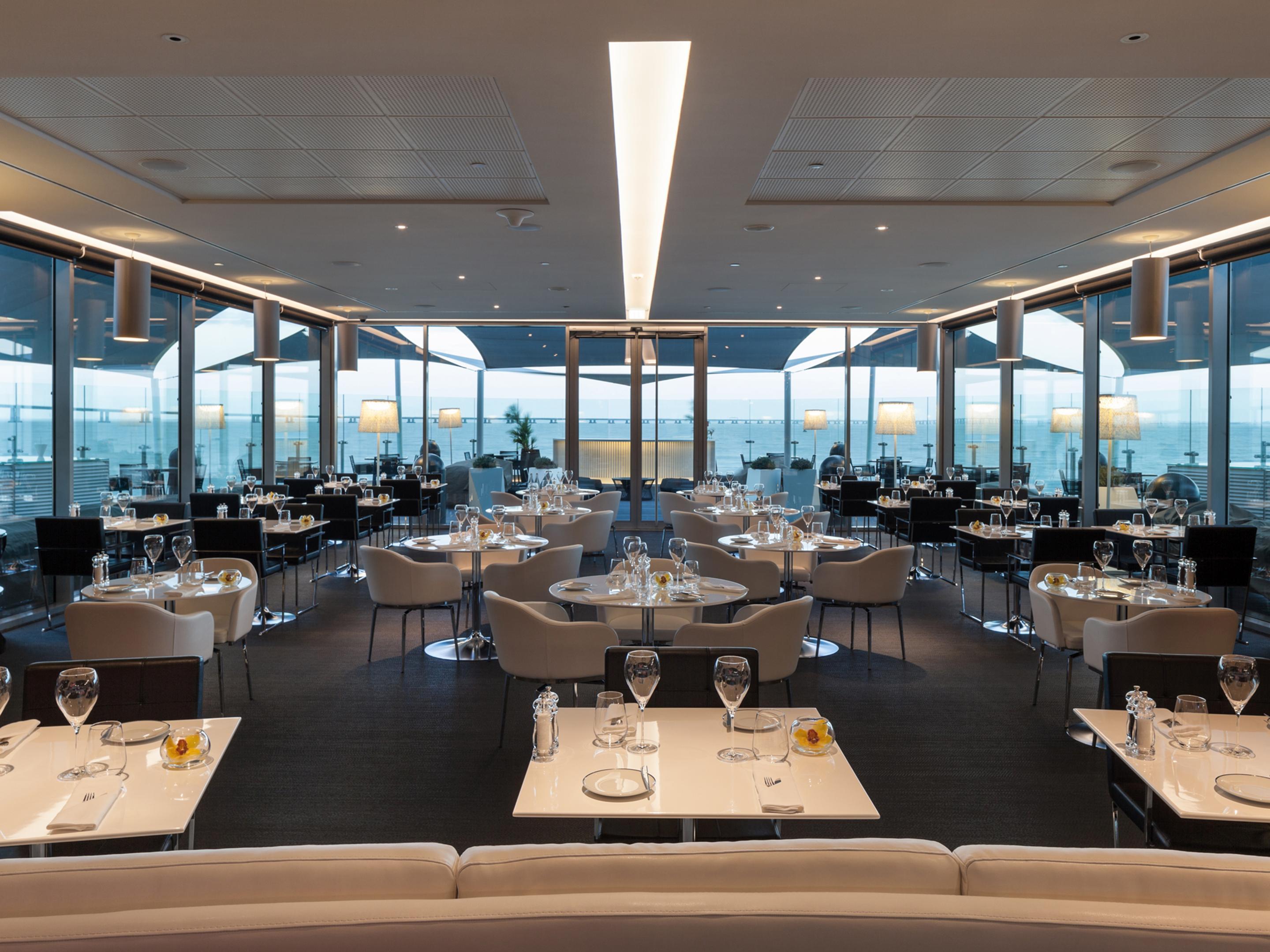 Myriad By Sana Hotels Lisboa Εξωτερικό φωτογραφία The interior of the restaurant