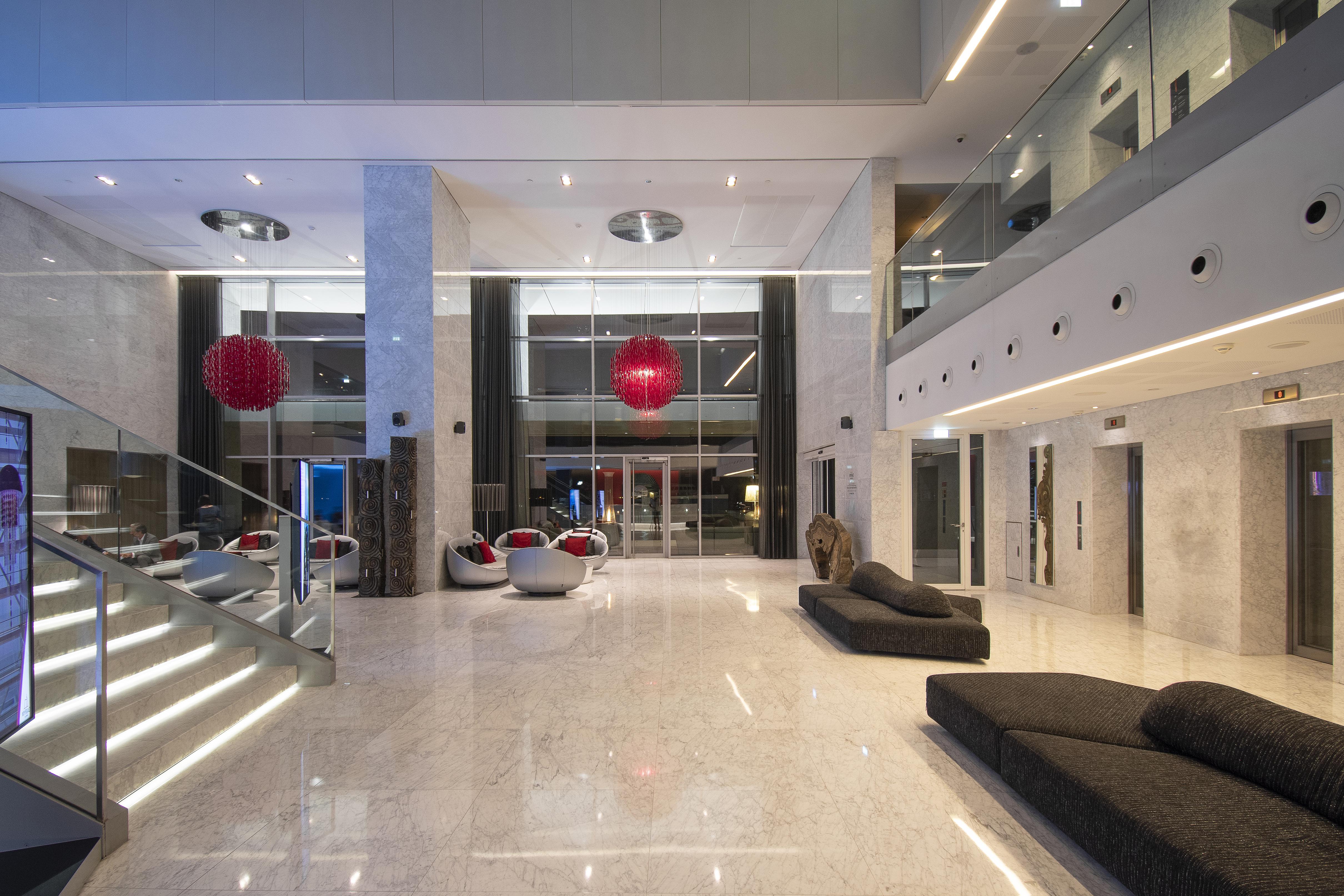Myriad By Sana Hotels Lisboa Εξωτερικό φωτογραφία Lobby