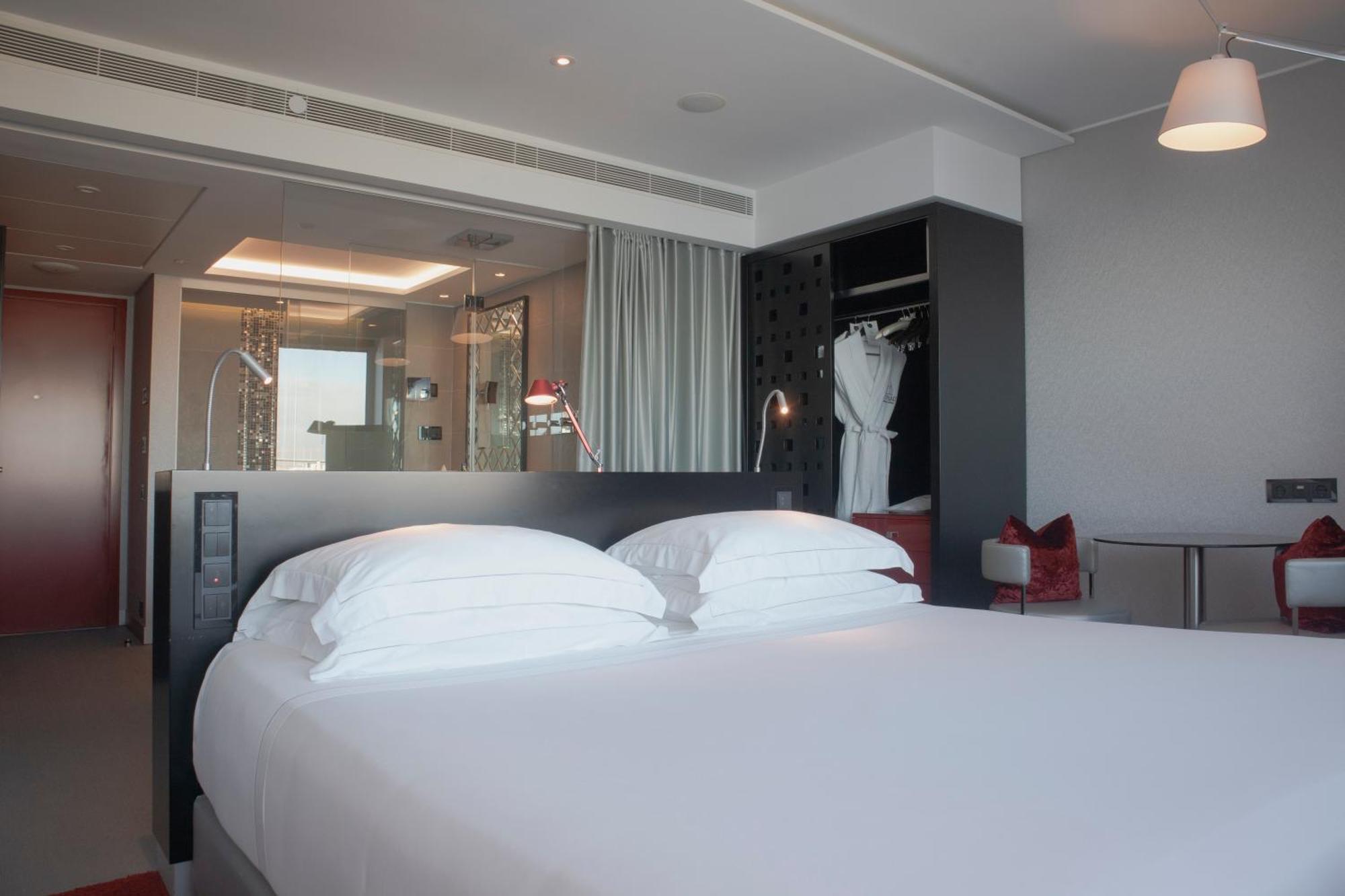 Myriad By Sana Hotels Lisboa Δωμάτιο φωτογραφία A room at the hotel